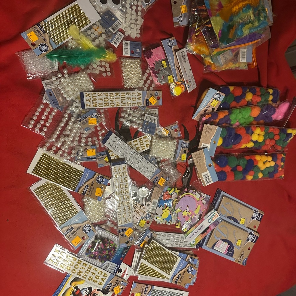 Craft kit—80 pieces with Colorful Beads and Pom Poms stickers etc